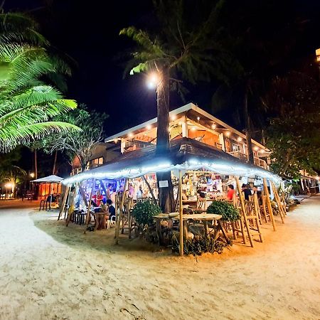 Cocoloco Beach Resort Manoc-Manoc Dış mekan fotoğraf