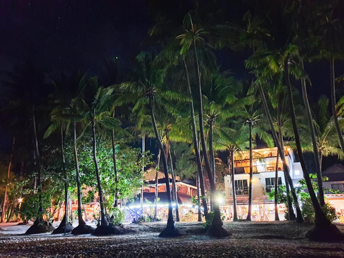 Cocoloco Beach Resort Manoc-Manoc Dış mekan fotoğraf