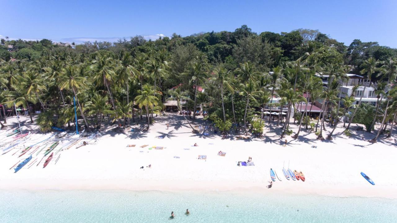 Cocoloco Beach Resort Manoc-Manoc Dış mekan fotoğraf